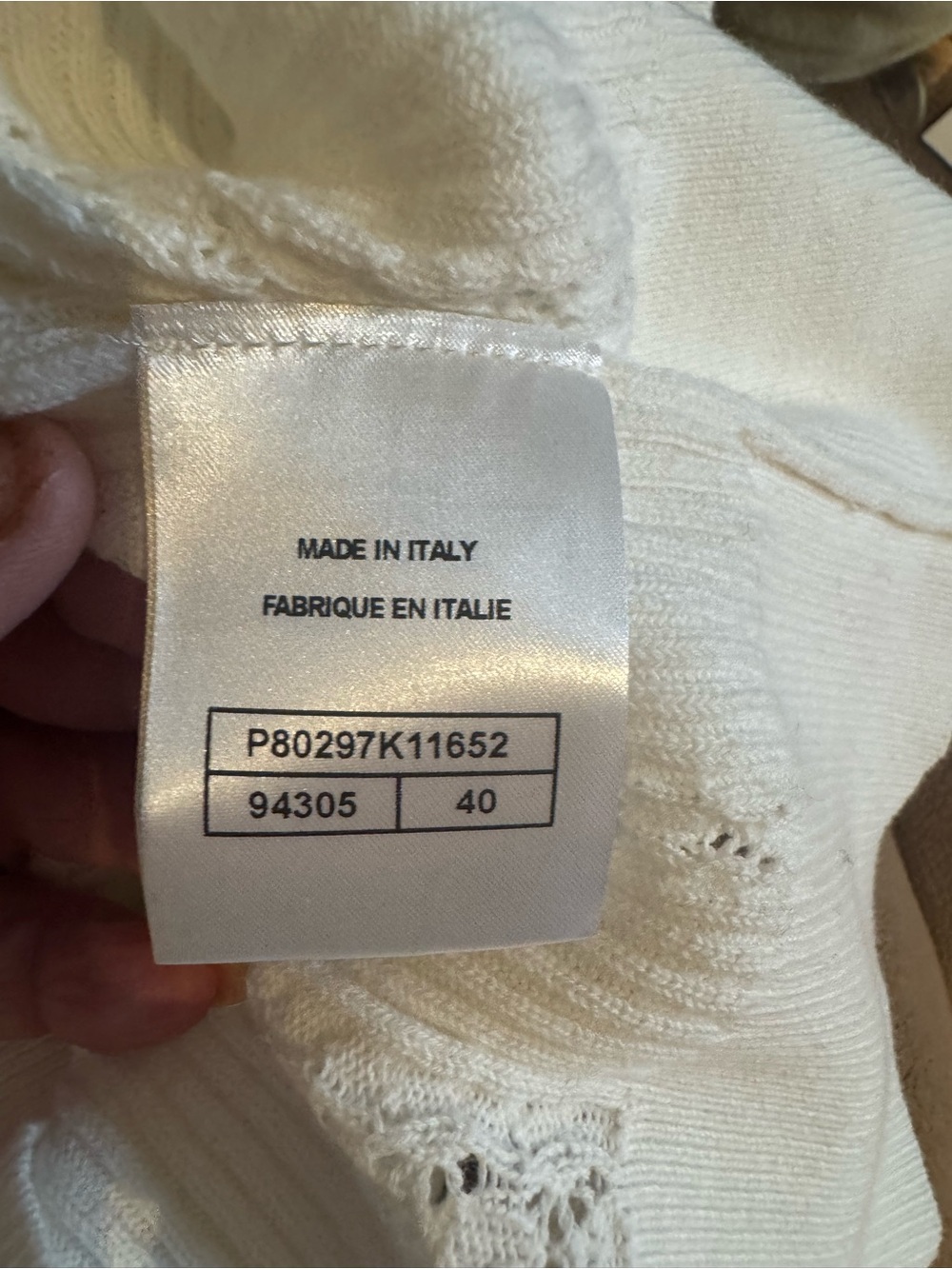 CHANEL White Button-Front Knit Cardigan top sz 8 - Picture 7 of 16